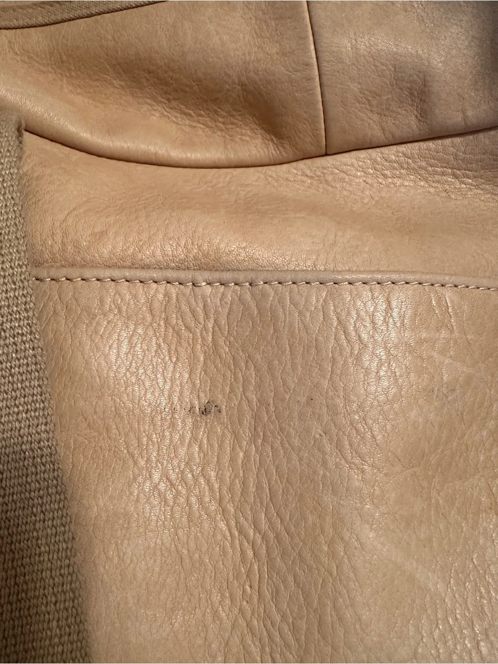 Men or Women’s Tan Leather Weekend Duffel Bag
